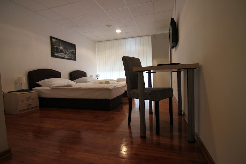 Rooms Xxl Zagreb Ruang foto