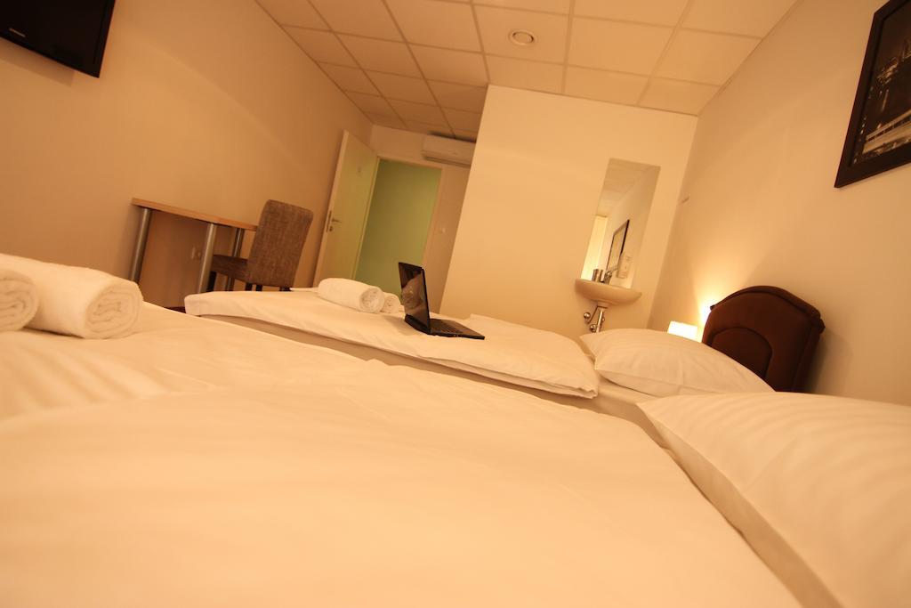Rooms Xxl Zagreb Bagian luar foto