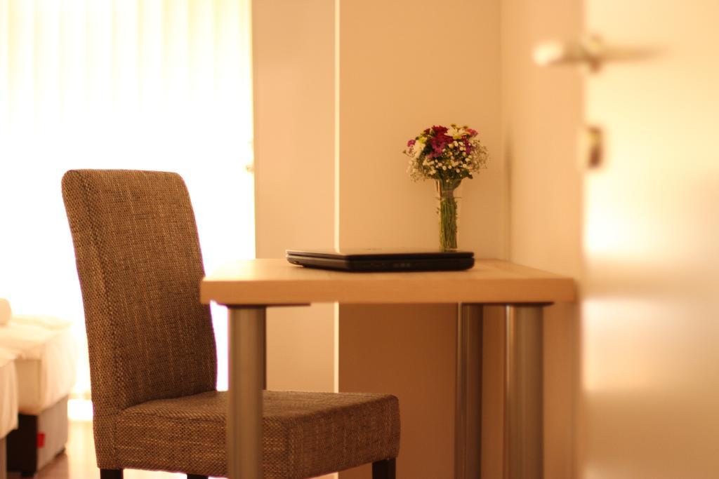 Rooms Xxl Zagreb Ruang foto